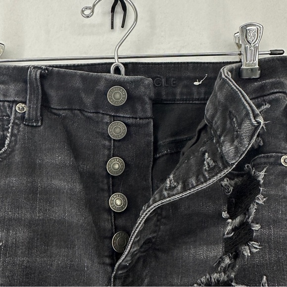 American Eagle Women's Size 6 Black Next Level Stretch Super Hi-Rise Jean Shorts - Picture 6 of 11